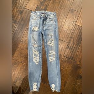 American eagles super stretch X ripped jeans